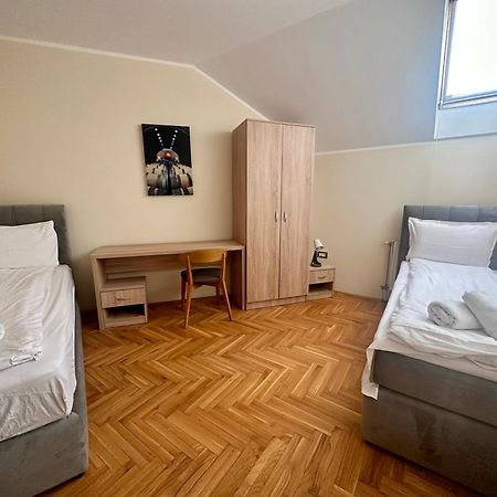 Agape Villa Apartments Novi Sad Bagian luar foto