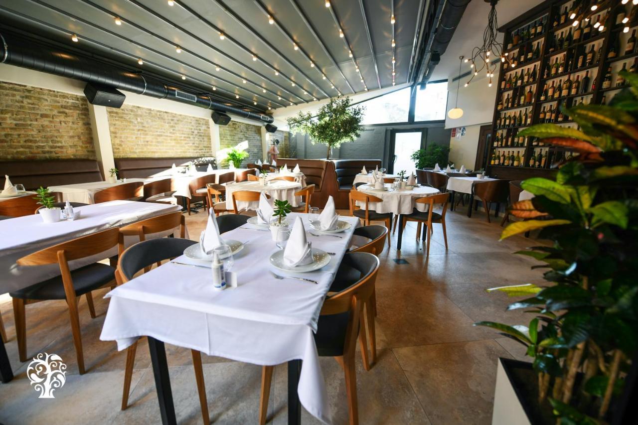 Agape Villa Apartments Novi Sad Bagian luar foto