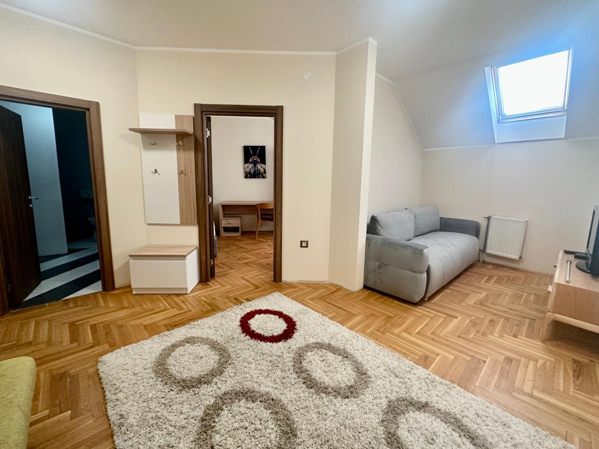 Agape Villa Apartments Novi Sad Bagian luar foto