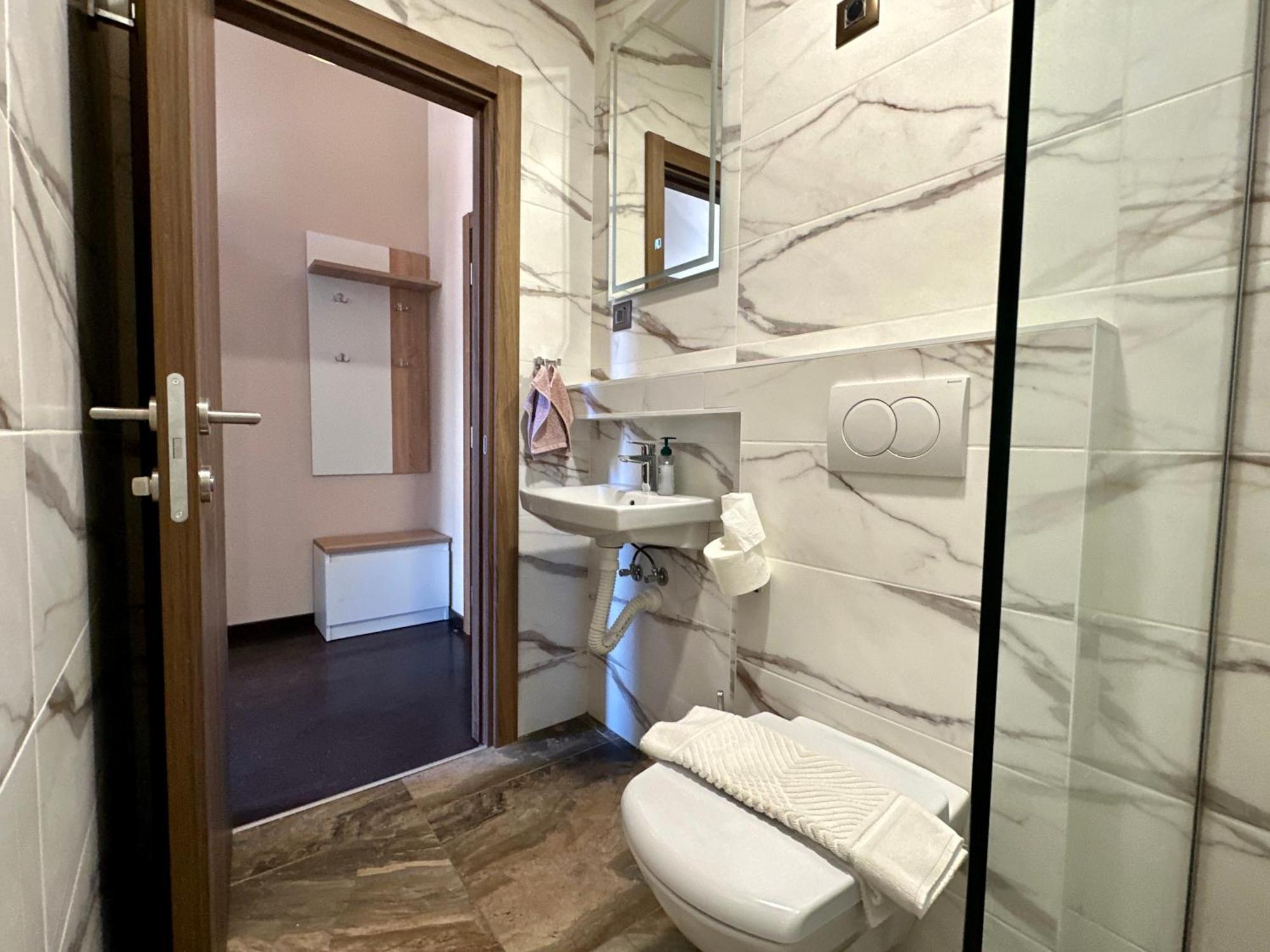Agape Villa Apartments Novi Sad Bagian luar foto