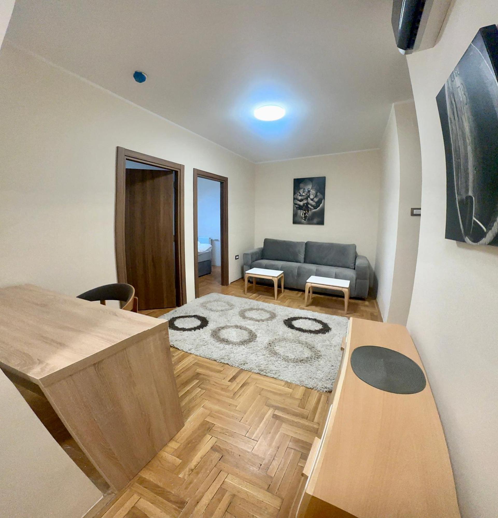 Agape Villa Apartments Novi Sad Bagian luar foto